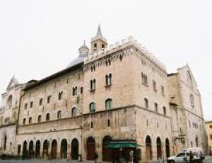 Palazzo Trinci.jpg